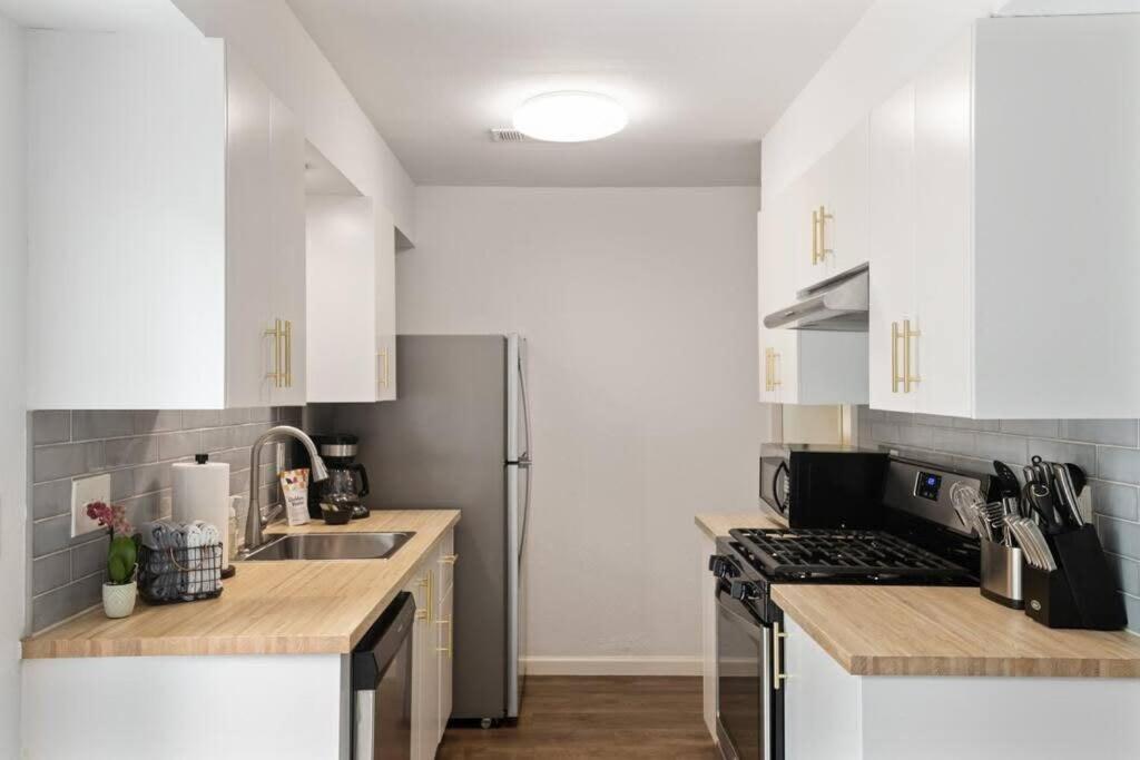 Charming 2 Bedroom Unit With Large Yard ออสติน ภายนอก รูปภาพ