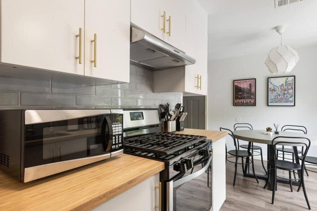 Charming 2 Bedroom Unit With Large Yard ออสติน ภายนอก รูปภาพ